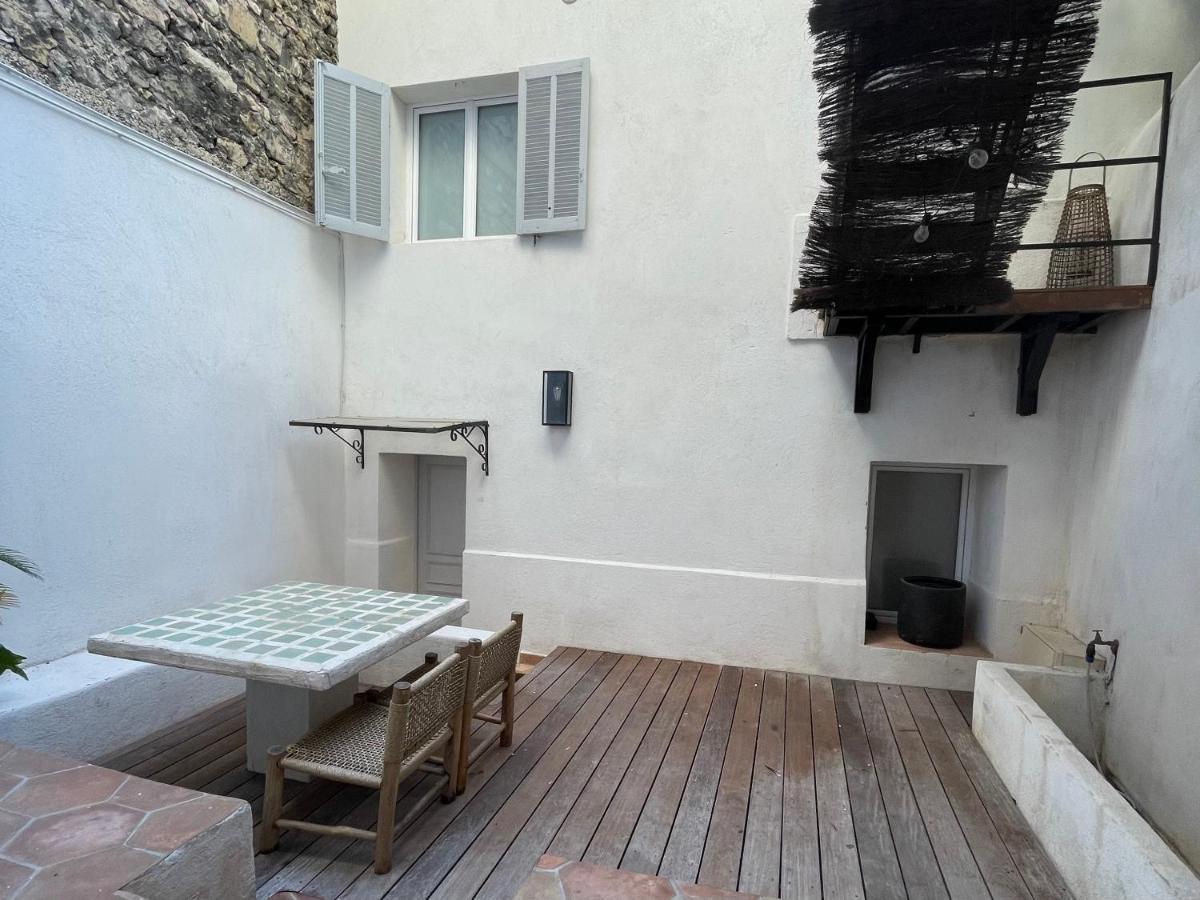 Residence Les Hauts De Saint Charles Marseille Eksteriør billede